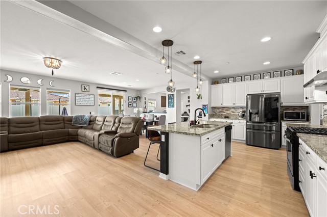 Detail Gallery Image 12 of 72 For 30305 Slate St, Murrieta,  CA 92563 - 5 Beds | 3 Baths