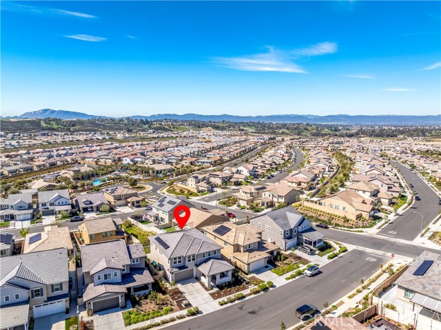 39463 Dayspring Way, Temecula CA: https://media.crmls.org/medias/21fe4012-12ad-4202-9cce-5f67158d9929.jpg