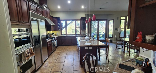 Detail Gallery Image 13 of 29 For 1961 Vineyard View, San Luis Obispo,  CA 93401 - 3 Beds | 3 Baths