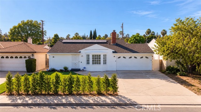 1817 North Hollywood Way