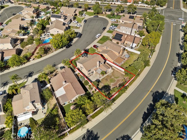 23247 Coffee Berry Circle, Corona CA: https://media.crmls.org/medias/21ffca73-90d7-4bf3-a70d-2eb94acc0158.jpg