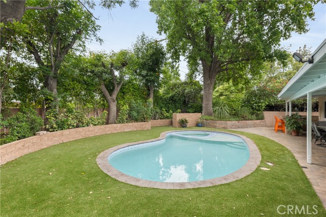 Detail Gallery Image 21 of 22 For 15936 Osborne St, North Hills,  CA 91343 - 3 Beds | 2 Baths