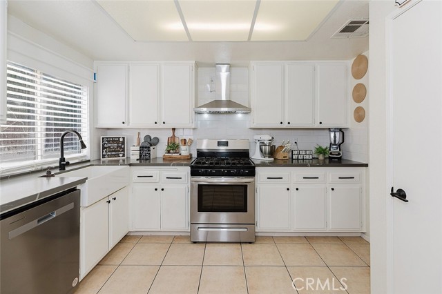 Detail Gallery Image 15 of 41 For 1234 E Kettering St, Lancaster,  CA 93535 - 4 Beds | 3 Baths