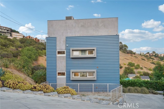 3640 Roseview Avenue, Los Angeles CA: https://media.crmls.org/medias/2201542c-b22e-47b2-a6c0-ef7184b57394.jpg