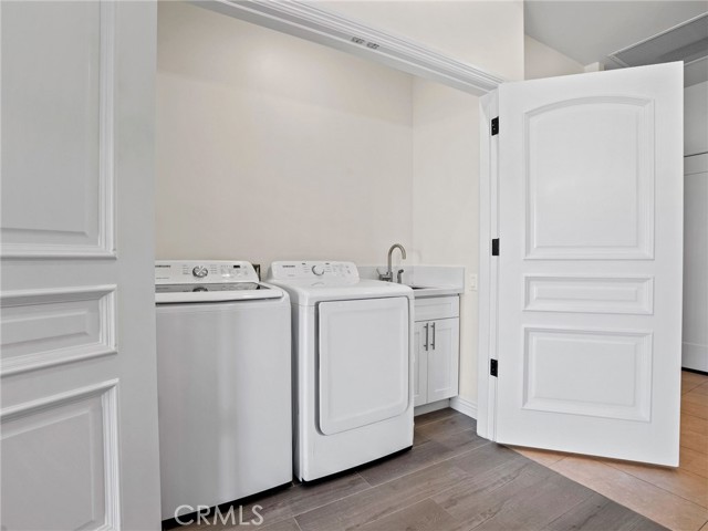 Detail Gallery Image 8 of 18 For 1598 Long Beach #405,  Long Beach,  CA 90813 - 1 Beds | 1 Baths