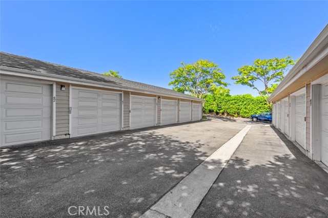 1440 Brett Place, 63 photo 27