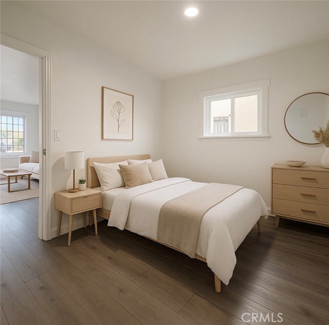 Detail Gallery Image 3 of 7 For 326 E 101st, Los Angeles,  CA 90003 - 3 Beds | 2 Baths