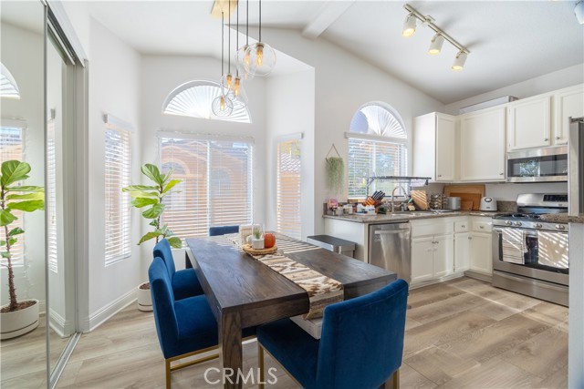 Detail Gallery Image 6 of 35 For 19431 Rue De Valore 37a,  Lake Forest,  CA 92610 - 2 Beds | 2 Baths