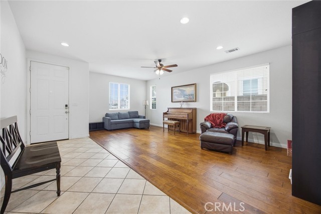 Detail Gallery Image 7 of 37 For 6123 Pilar, Bakersfield,  CA 93306 - 3 Beds | 2 Baths