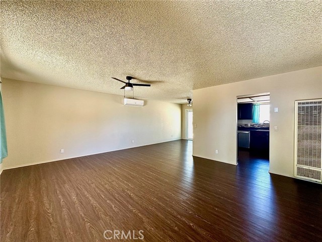 Detail Gallery Image 4 of 14 For 5374 Morongo Rd, Twentynine Palms,  CA 92277 - 3 Beds | 2 Baths