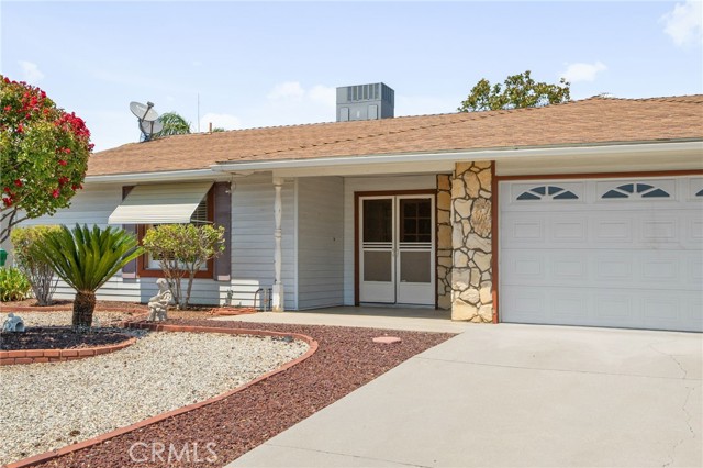 Detail Gallery Image 2 of 32 For 27650 Boston Dr, Menifee,  CA 92586 - 2 Beds | 2 Baths