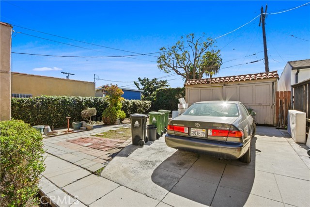 Detail Gallery Image 9 of 10 For 1448 W 90th, Los Angeles,  CA 90047 - 2 Beds | 1 Baths