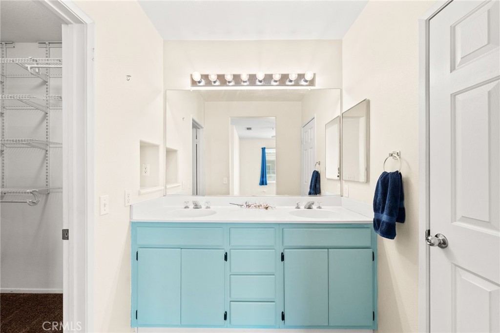 MLS #OC25136647 img 20