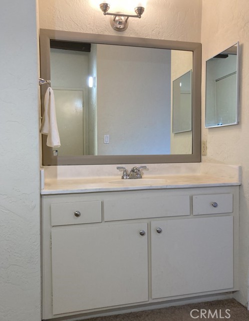 Detail Gallery Image 10 of 15 For 2706 Voorhees Ave #1,  Redondo Beach,  CA 90278 - 3 Beds | 2/1 Baths