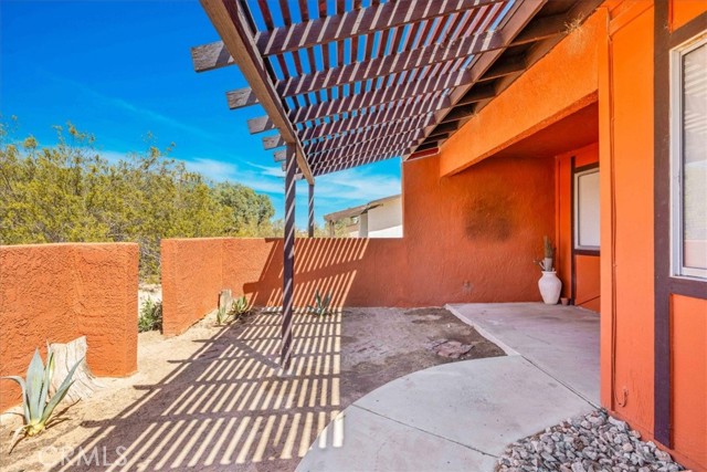 Detail Gallery Image 3 of 32 For 73627 Raymond Way, Twentynine Palms,  CA 92277 - 2 Beds | 2 Baths