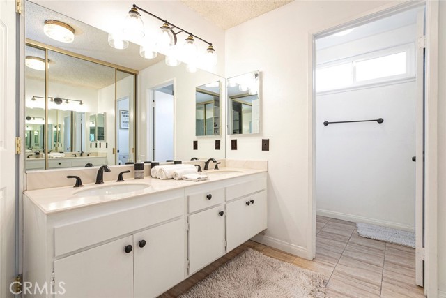 Detail Gallery Image 27 of 49 For 22836 Covello St, West Hills,  CA 91307 - 5 Beds | 3 Baths