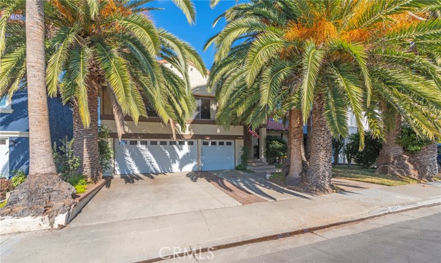 9591 Rocky Mountain Dr, Huntington Beach, CA 92646