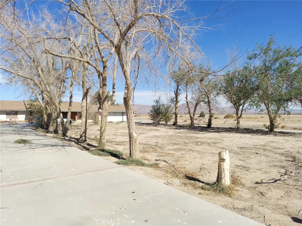 12585 Midway Avenue, Lucerne Valley, CA 92356
