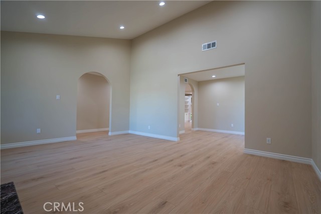 Detail Gallery Image 8 of 53 For 25213 Markel Dr, Newhall,  CA 91321 - 3 Beds | 2 Baths