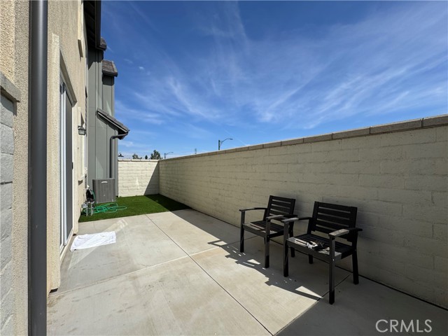 3530 E Delight Paseo, Ontario CA: https://media.crmls.org/medias/220bd910-19a8-4591-97d3-e736a511f6cb.jpg