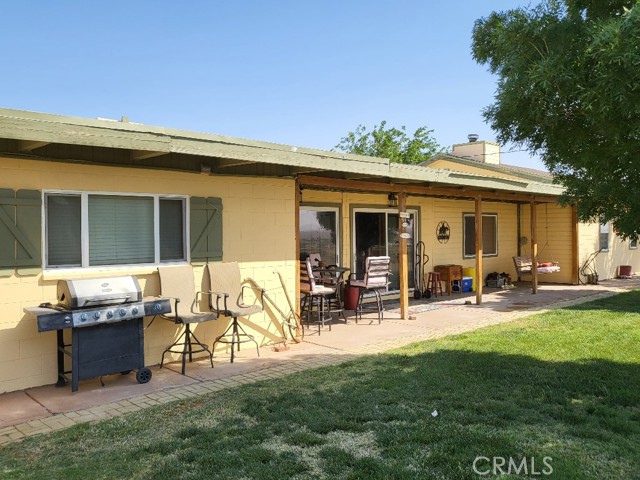 Detail Gallery Image 6 of 72 For 32500 Hinkley Rd, Barstow,  CA 92311 - 3 Beds | 2 Baths