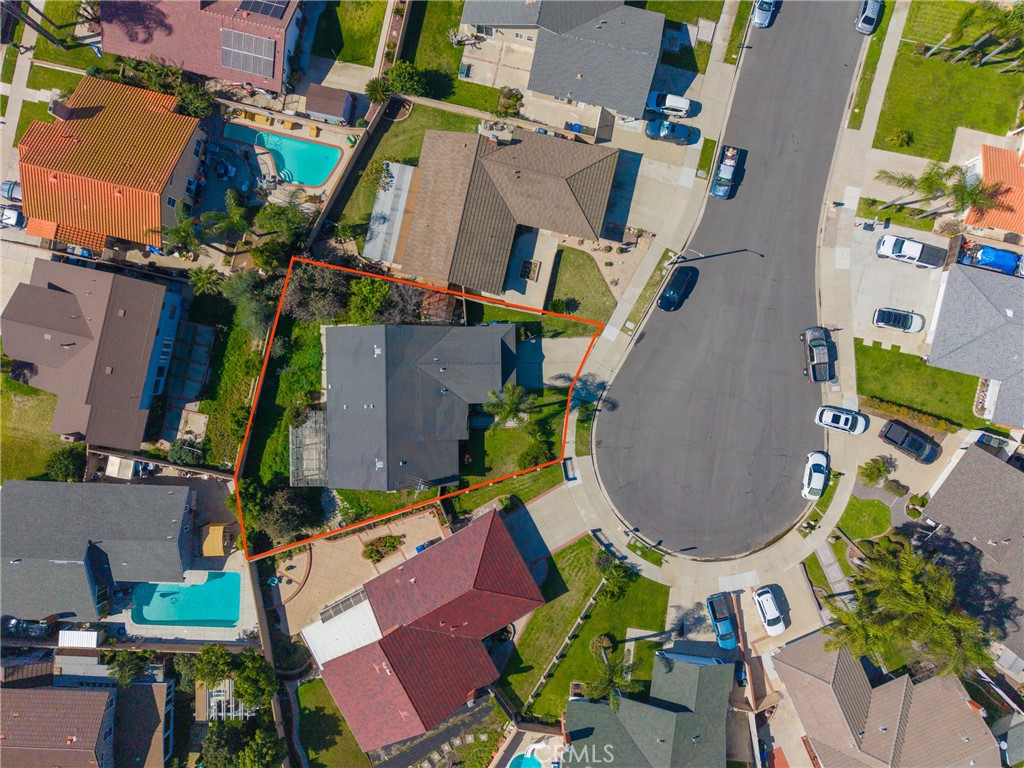 https://media.crmls.org/medias/220d0480-f013-4e43-b55d-235e52c91d07.jpg?preset=X-Large