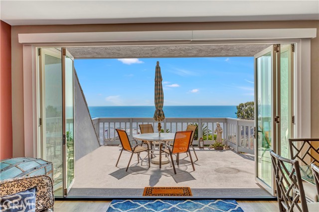 Detail Gallery Image 16 of 46 For 714 Cliff Drive, Laguna Beach,  CA 92651 - 2 Beds | 2 Baths