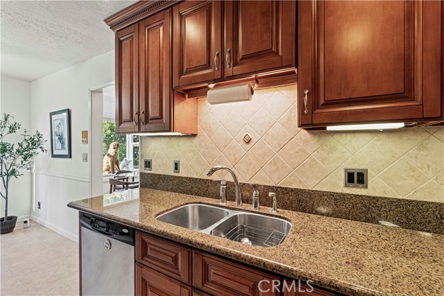 Detail Gallery Image 18 of 48 For 4332 Coldwater Canyon Ave #3,  Studio City,  CA 91604 - 2 Beds | 3 Baths