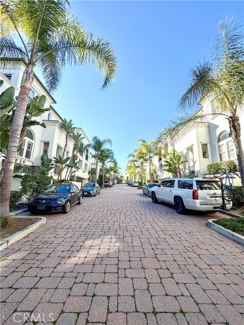 Front Image Thumbnail for CRPW26028825