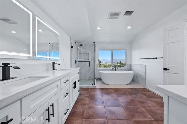 Detail Gallery Image 22 of 25 For 4424 Deanwood Dr, Woodland Hills,  CA 91364 - 5 Beds | 5/1 Baths