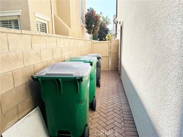 57 Donovan, Irvine CA: https://media.crmls.org/medias/220fe9a0-56a0-4229-9786-8786a79a4971.jpg