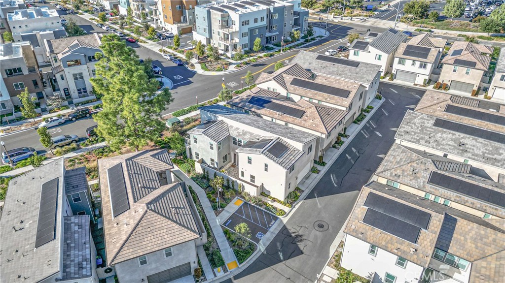 MLS #OC25272647 image #50