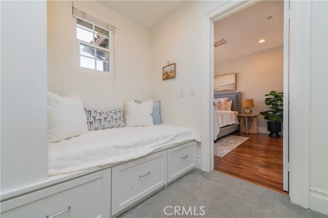 144 Coral Rose, Irvine CA: https://media.crmls.org/medias/221080f9-ce68-4f25-9104-07bb2b5ca787.jpg