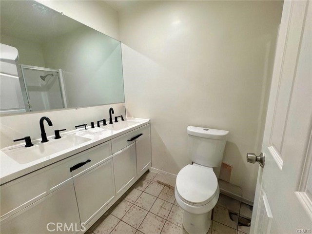 Detail Gallery Image 11 of 11 For 8601 International Ave #271,  Canoga Park,  CA 91304 - 3 Beds | 2 Baths