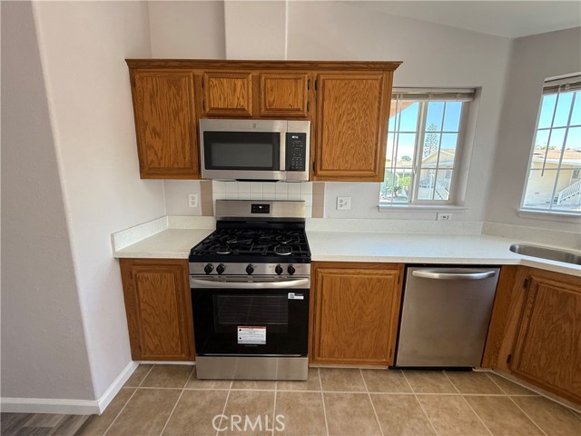 Detail Gallery Image 14 of 48 For 1750 W Citracado #152,  Escondido,  CA 92029 - 4 Beds | 2/1 Baths