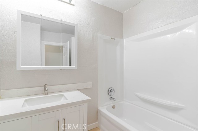 Detail Gallery Image 10 of 17 For 7137 Greeley St #7,  Tujunga,  CA 91042 - 2 Beds | 1 Baths