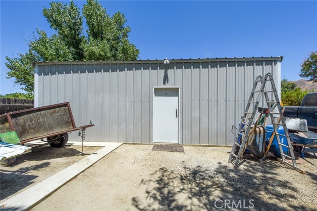 Detail Gallery Image 29 of 35 For 697 E Peach St, San Jacinto,  CA 92583 - 3 Beds | 2/1 Baths