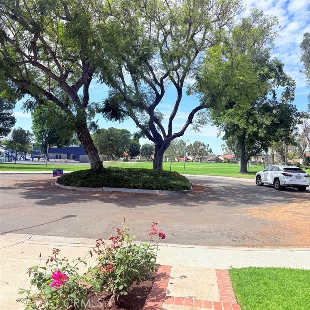 Detail Gallery Image 5 of 65 For 46 Christamon, Irvine,  CA 92620 - 4 Beds | 2/1 Baths