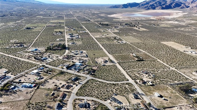501 Kingsley, Lucerne Valley CA: https://media.crmls.org/medias/2213709d-70c9-4d9e-a50d-ea5ea221ac4b.jpg