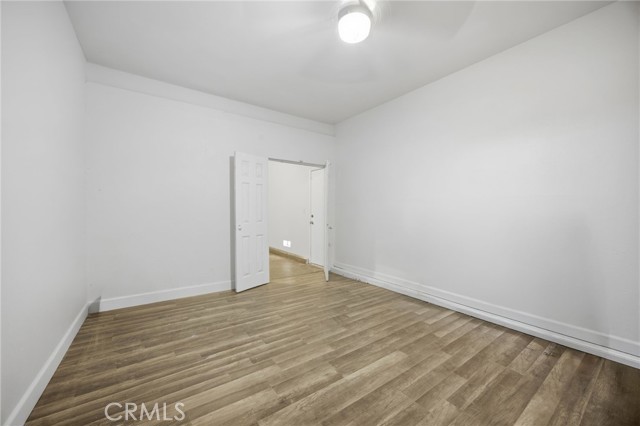 Detail Gallery Image 12 of 31 For 13184 Mammoth, Hesperia,  CA 92344 - 6 Beds | 3/1 Baths