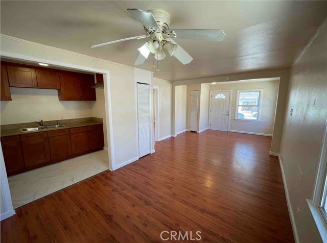 Detail Gallery Image 8 of 44 For 4704 W 160th St, Lawndale,  CA 90260 - – Beds | – Baths