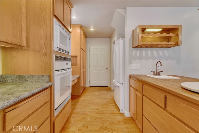 Detail Gallery Image 9 of 39 For 2305 Ridge Rider Rd, Bradley,  CA 93426 - 3 Beds | 2/1 Baths