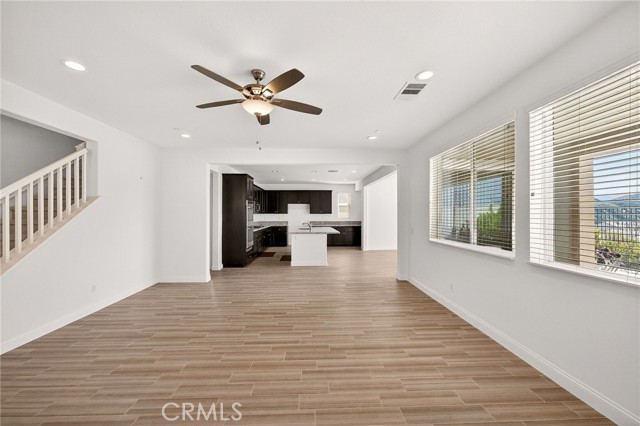 Detail Gallery Image 11 of 75 For 24429 Payton Dr, Lake Elsinore,  CA 92532 - 4 Beds | 3 Baths