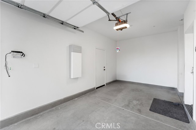 Detail Gallery Image 25 of 36 For 4033 Spring Haven Lane, Corona,  CA 92883 - 3 Beds | 2/1 Baths