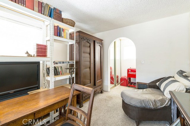 205 Lucia Avenue, Redondo Beach, California 90277, 7 Bedrooms Bedrooms, ,3 BathroomsBathrooms,Residential,Sold,Lucia,SB17052115