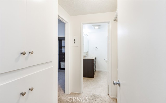 Detail Gallery Image 25 of 45 For 19202 Avenue of the Oaks a,  Newhall,  CA 91321 - 2 Beds | 2 Baths