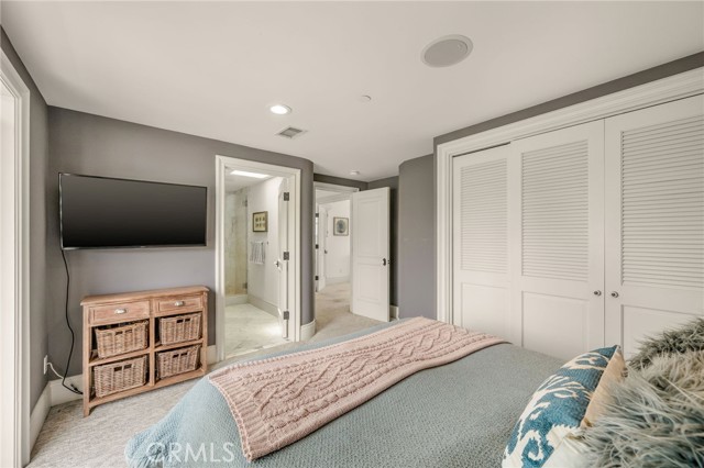 480 Cress Street, Laguna Beach CA: https://media.crmls.org/medias/221662cf-2ba2-42a3-a2fe-b42eccc6c36c.jpg