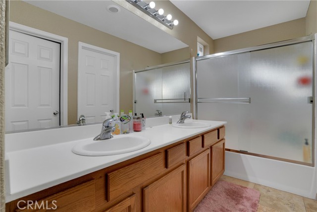 Detail Gallery Image 23 of 28 For 1613 7th St, Hughson,  CA 95326 - 4 Beds | 2/1 Baths