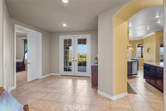 21100 Paseo Montana, Murrieta CA: https://media.crmls.org/medias/22195bf4-0c0c-4c3e-9019-83a61c076aaf.jpg