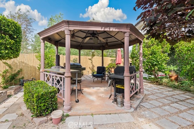 6978 Withers Road, Riverside CA: https://media.crmls.org/medias/2219caf4-50cf-46d2-87f3-2e14db0eb5c3.jpg